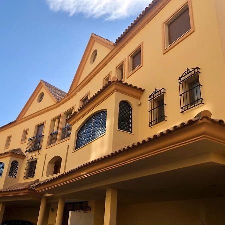 Luxurious Duplex Penthouse With Golf And Sea Views Apartment เบนัลมาเดนา ภายนอก รูปภาพ