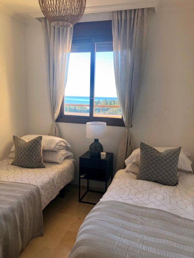 Luxurious Duplex Penthouse With Golf And Sea Views Apartment เบนัลมาเดนา ภายนอก รูปภาพ