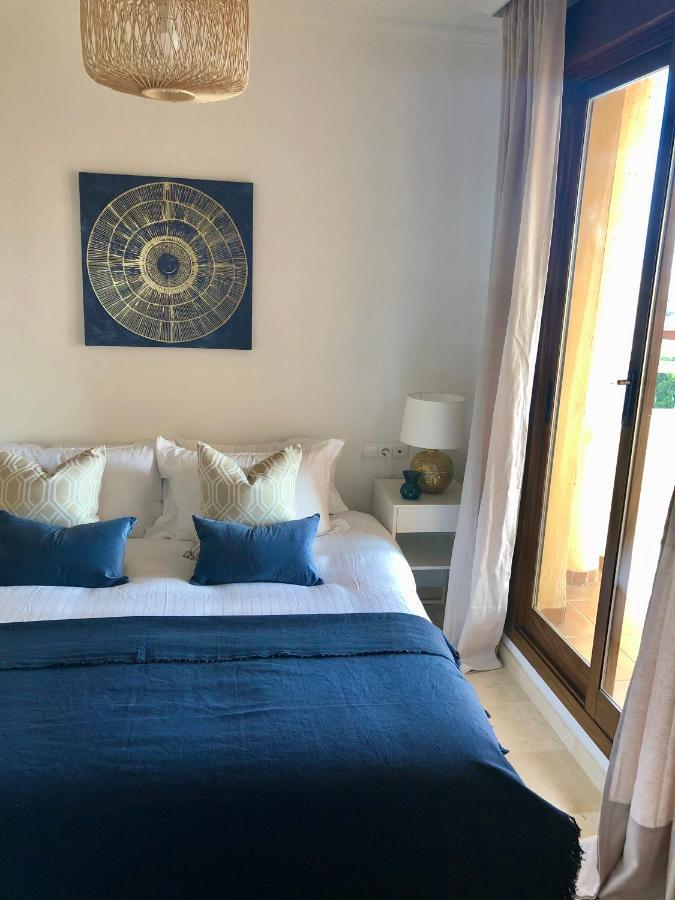 Luxurious Duplex Penthouse With Golf And Sea Views Apartment เบนัลมาเดนา ภายนอก รูปภาพ
